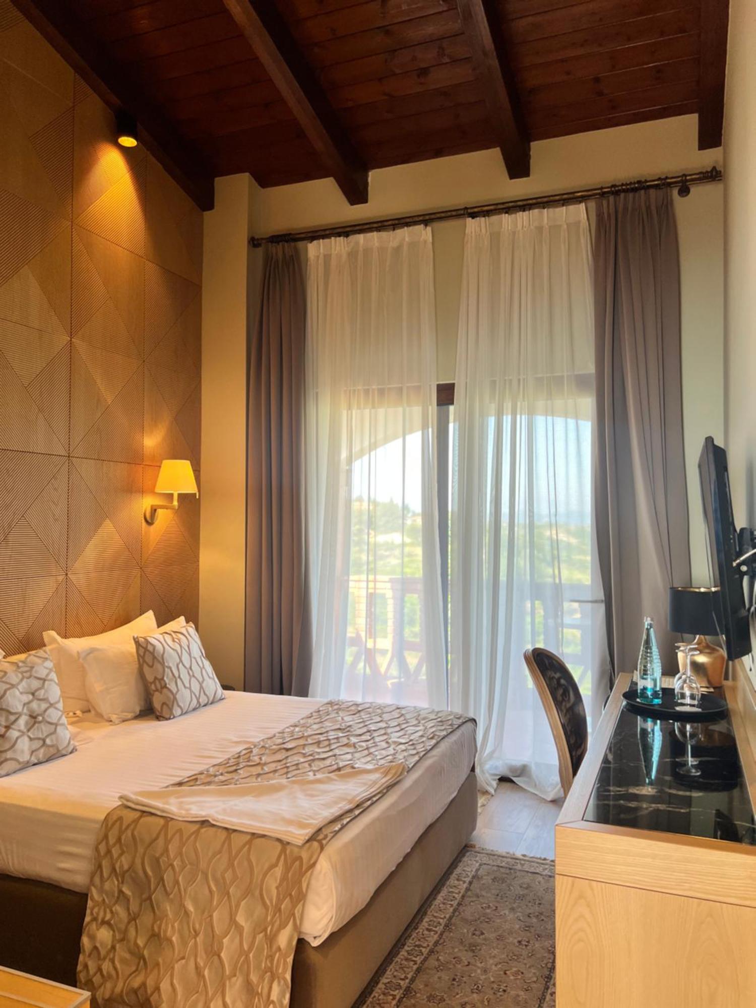Agroturizem Kodra E Kuajve Resort