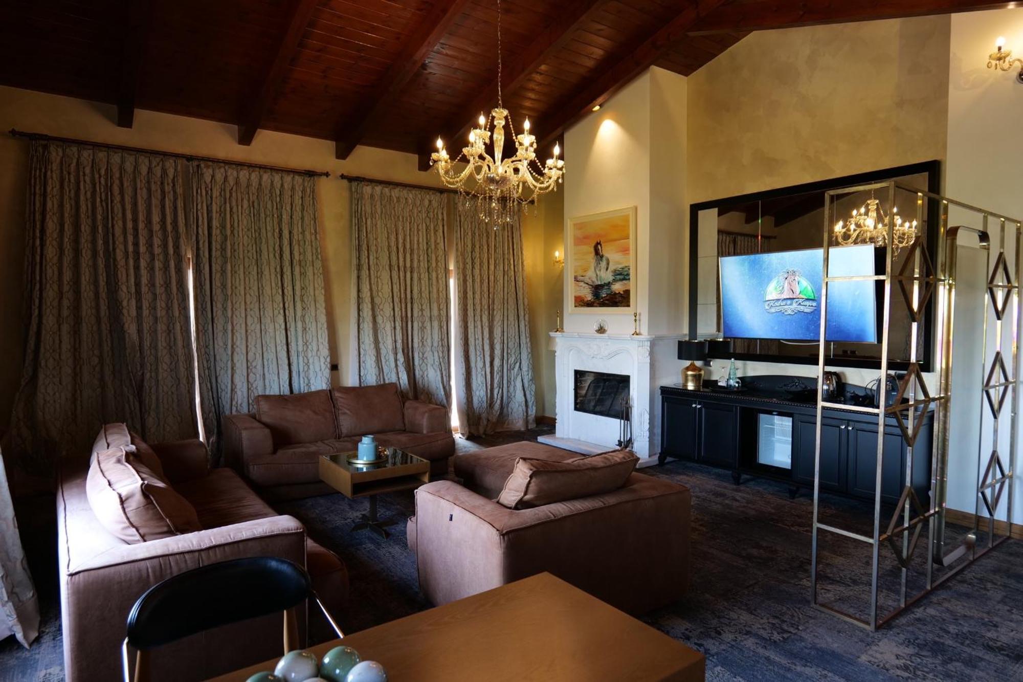 Agroturizem Kodra E Kuajve 4* Shkallnur