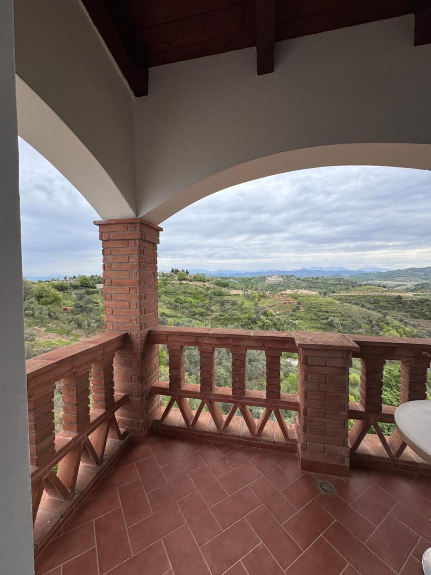 Курортний комплекс Agroturizem Kodra E Kuajve 4*