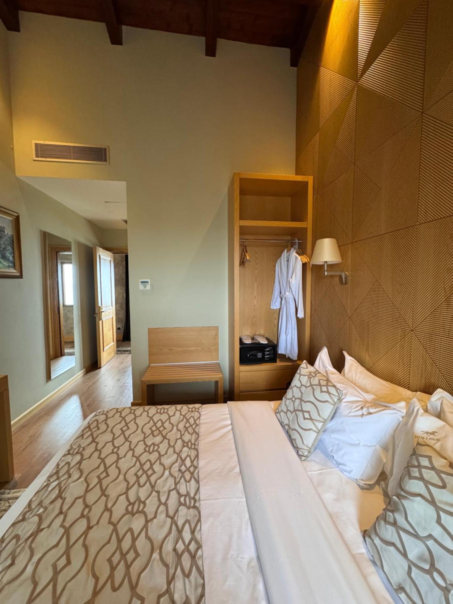 Agroturizem Kodra E Kuajve 4* Shkallnur