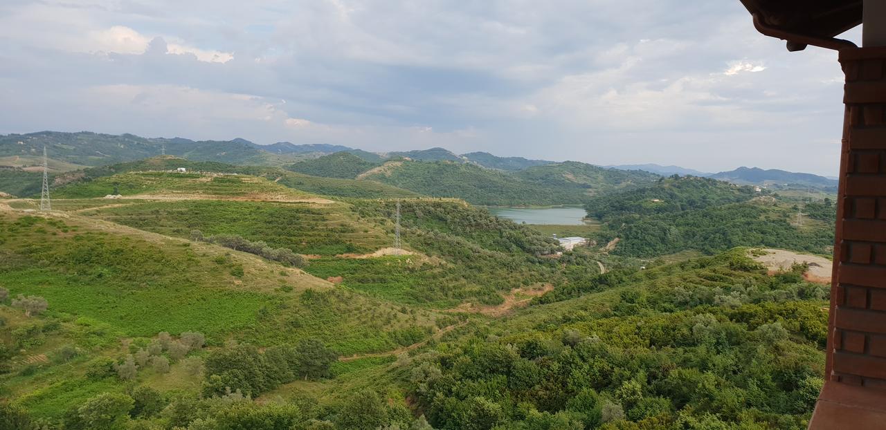 Agroturizem Kodra E Kuajve Resort Shkallnur